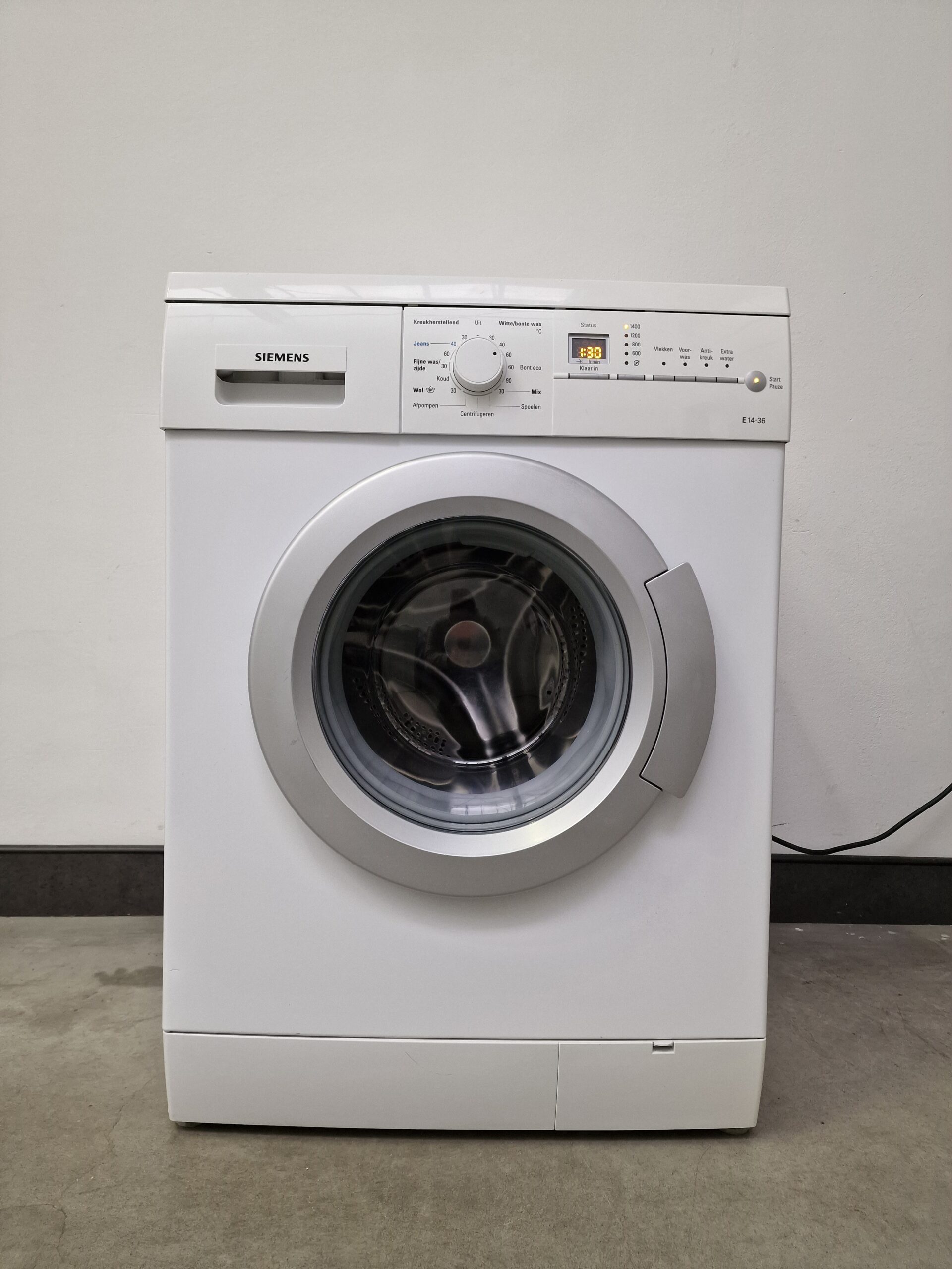 Siemens WM14E365NL Wasmachine 6 kg A - Afbeelding 3