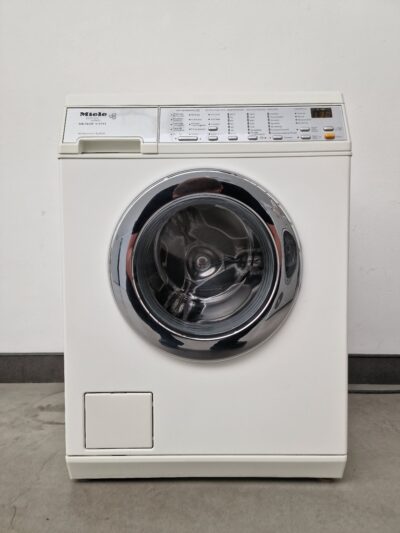 Miele V5745 WPS Wasmachine 5 kg A