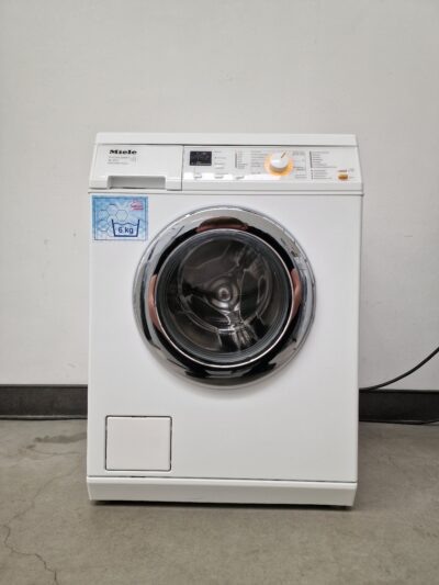 Miele W3521 WCS Wasmachine 6 kg A+