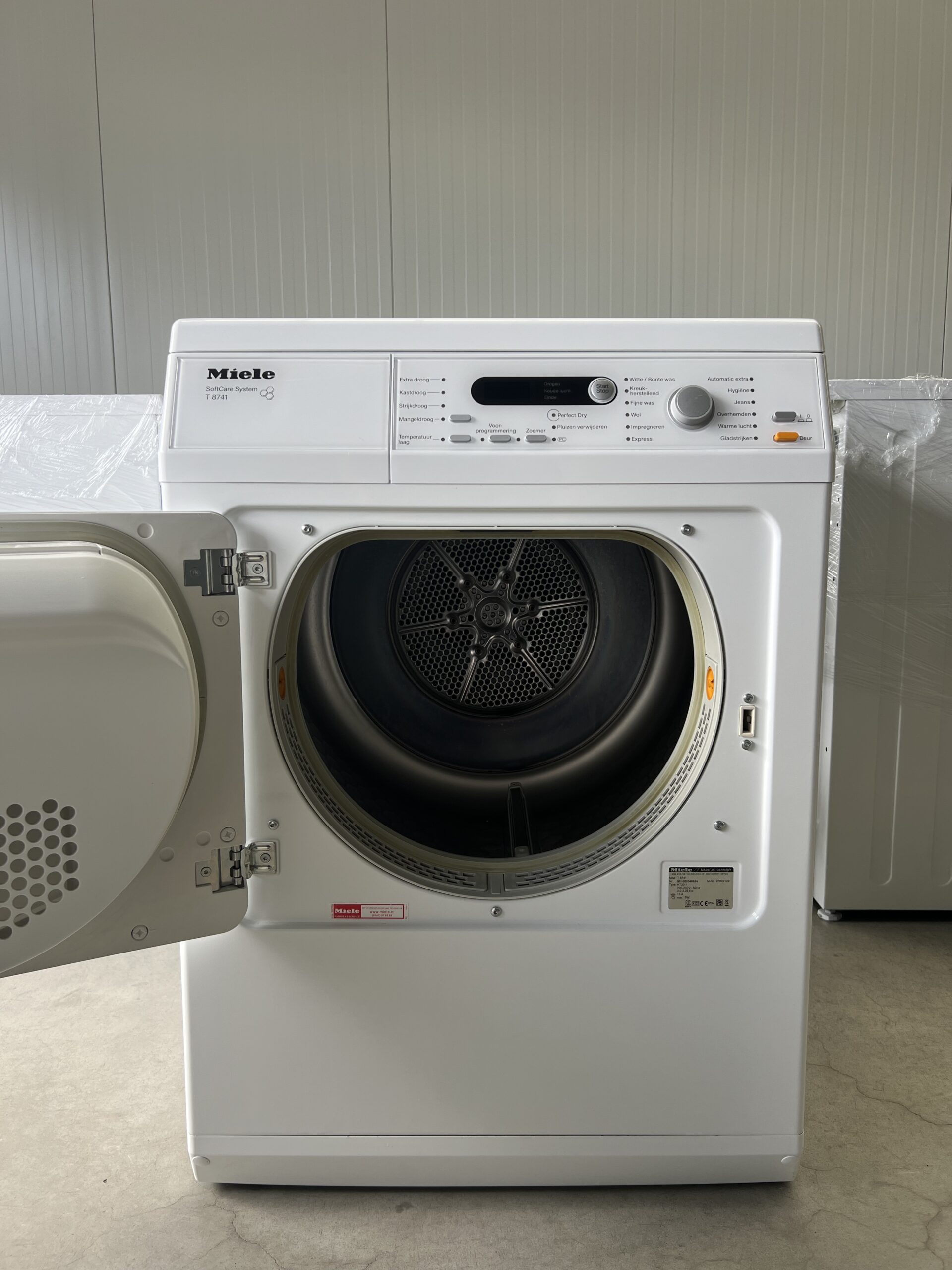 Miele T8741 Lucht Afvoerdroger 7 kg - Afbeelding 2