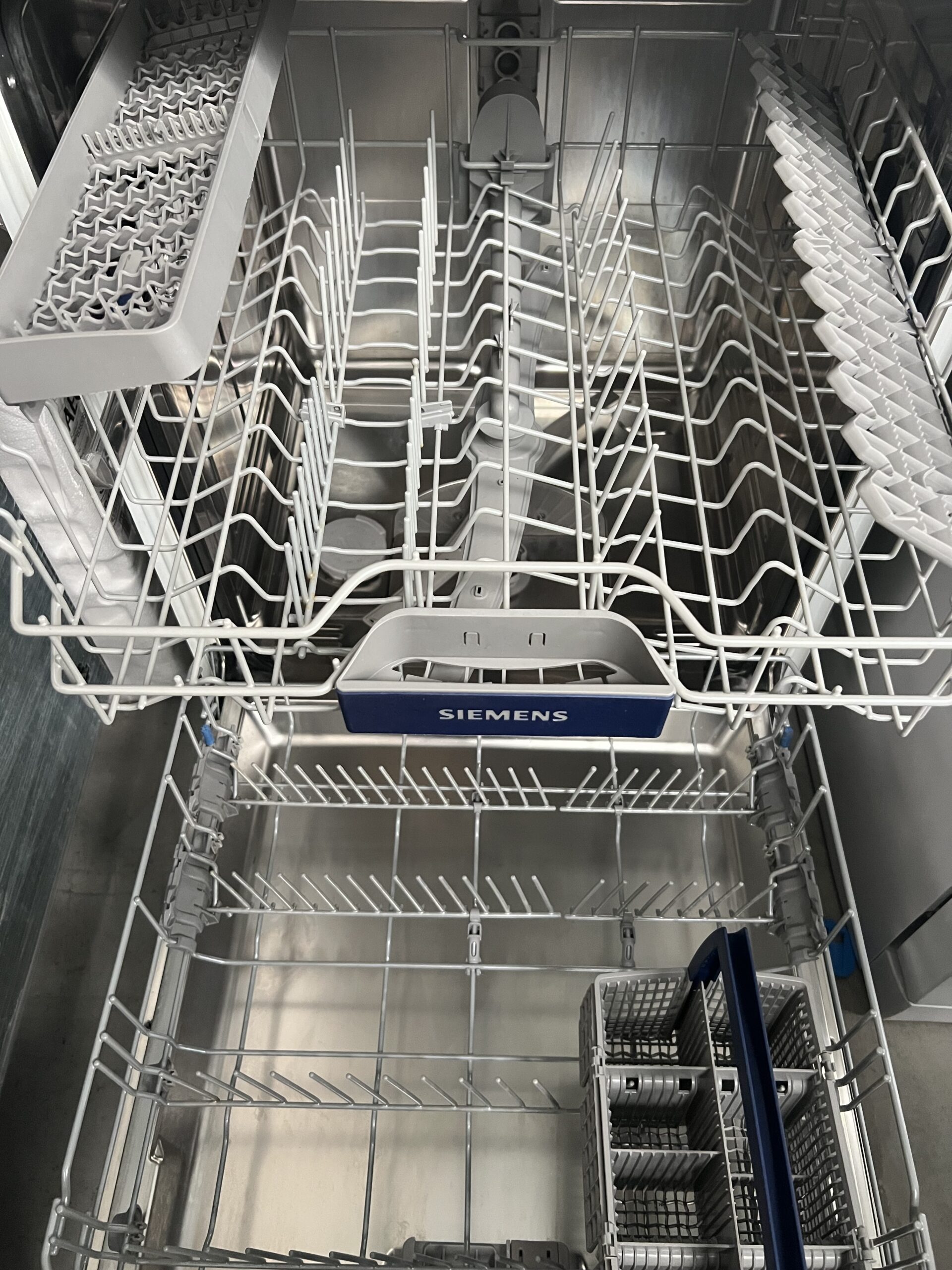 Bosch SBV46CX05N Volledige Geïntegreerde Inbouw Vaatwasser A++ - Afbeelding 2